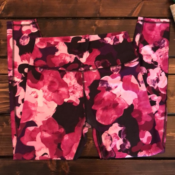 Fabletics Leggings - Picture 2 of 2